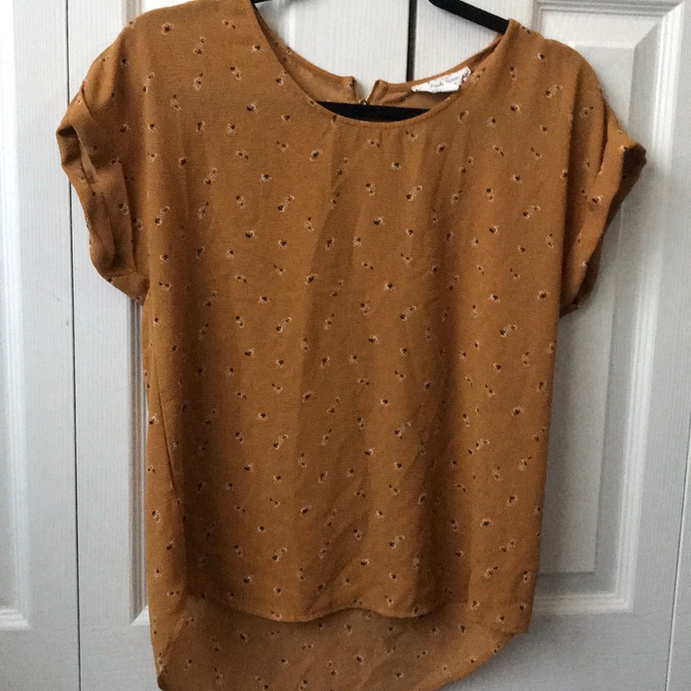 Cute top floral